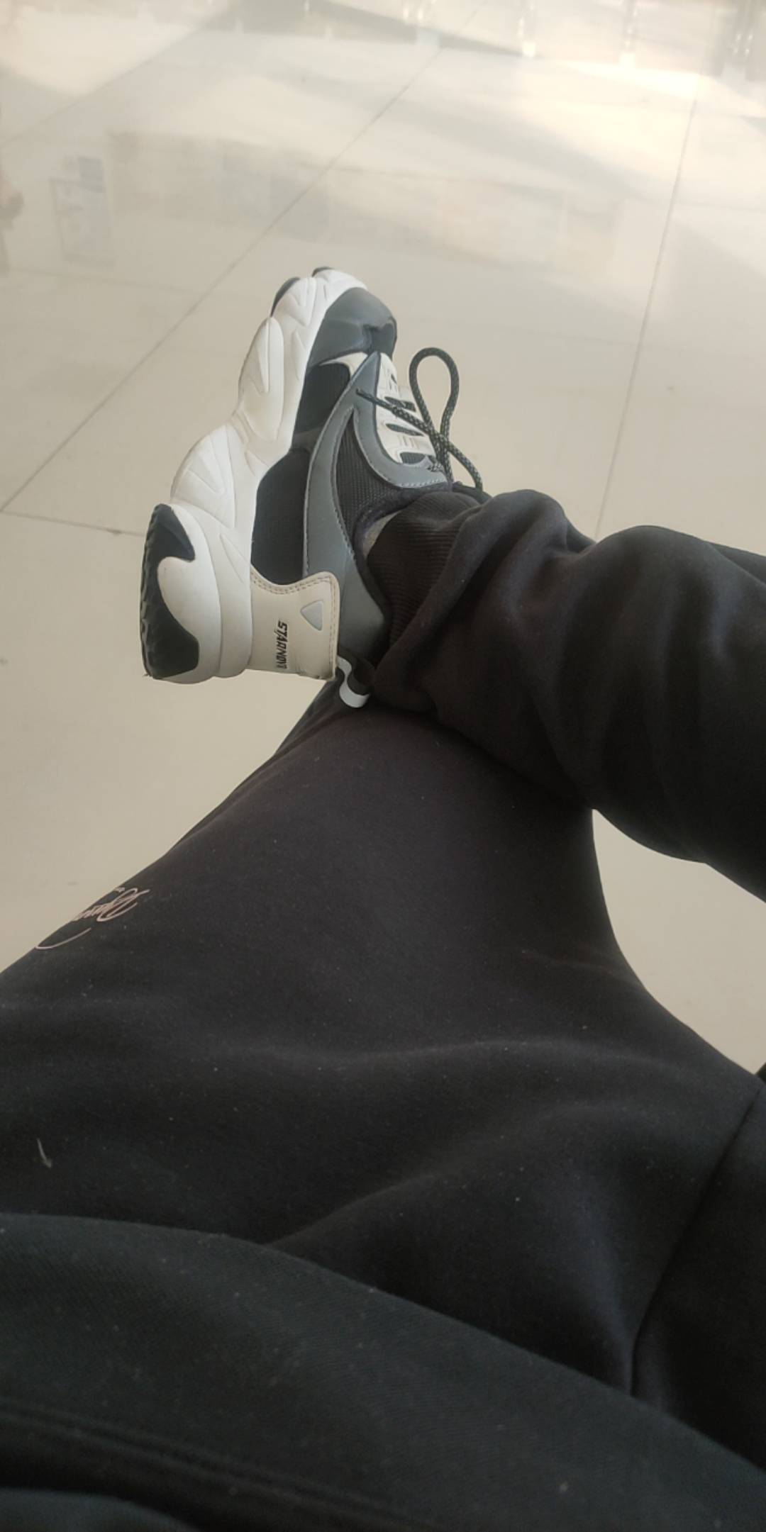 打卡

58 / 作者:再无晚安 / 