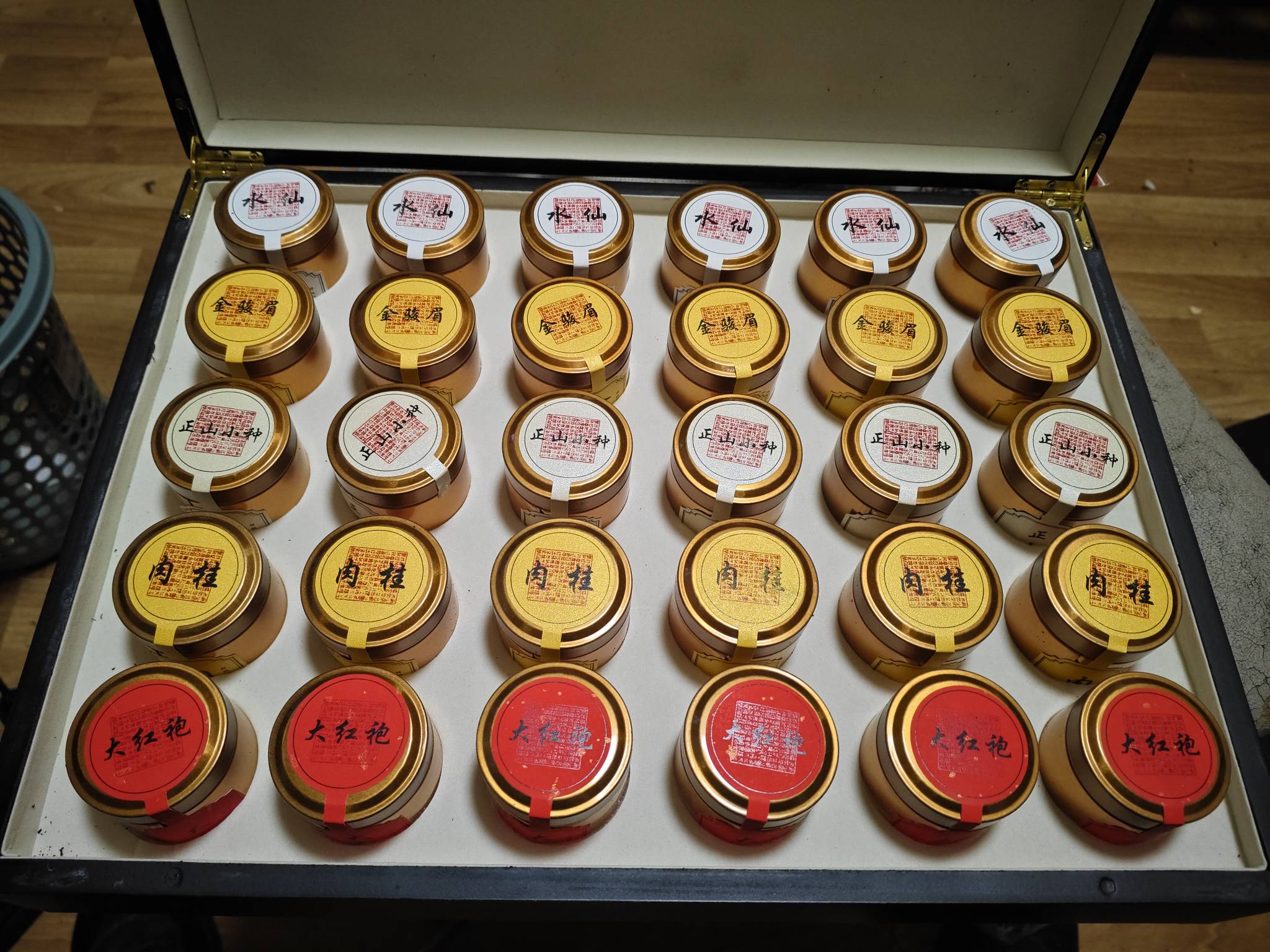 我c可以啊



64 / 作者:牛马人生 / 