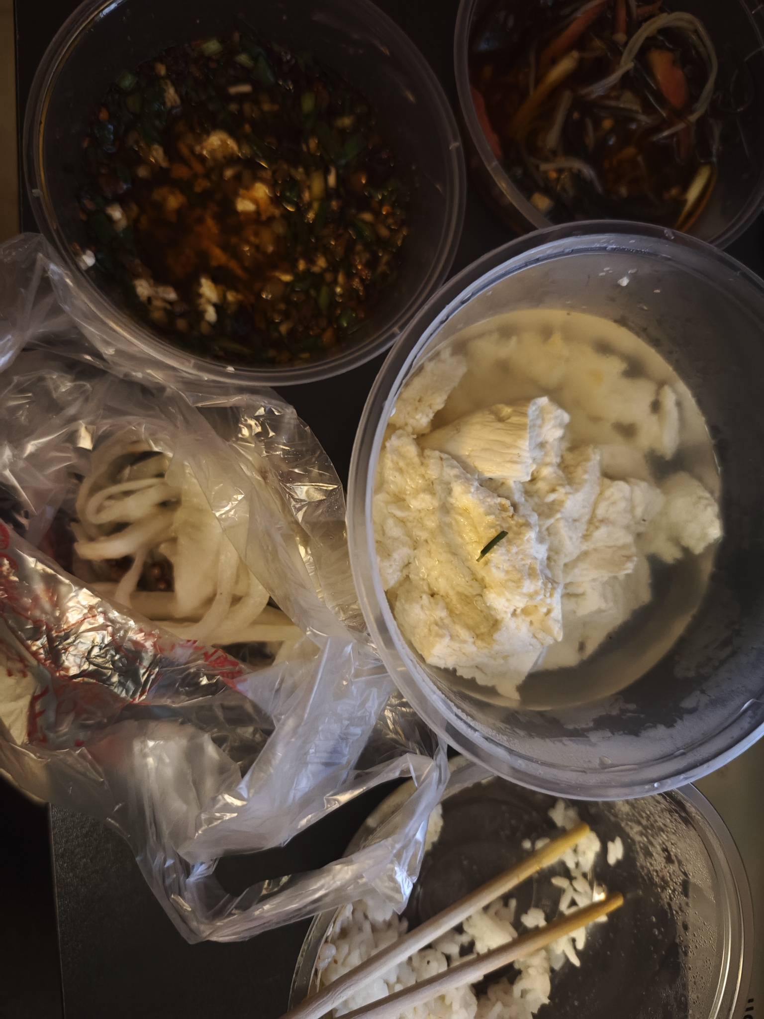 吃个豆花饭，准备睡觉

72 / 作者:明敏你好 / 