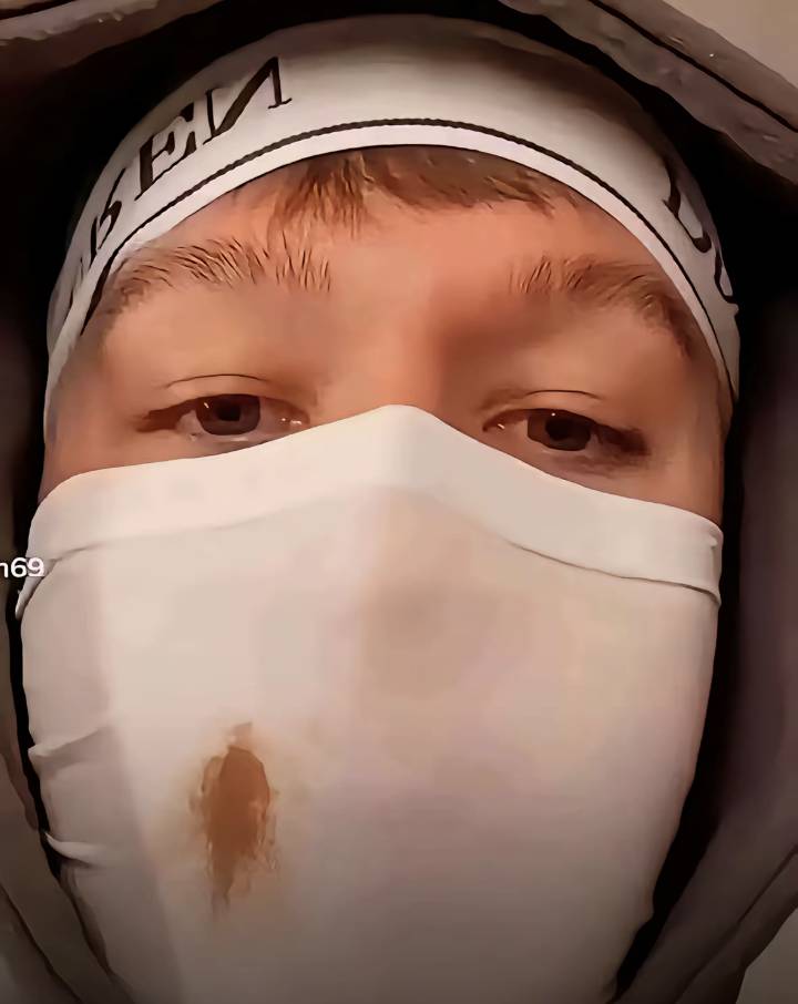 没招了，第一时间看见浦发搞了88积分，充钱弄好了出来一看没库存了，就几分钟就没了，46 / 作者:牢大 / 