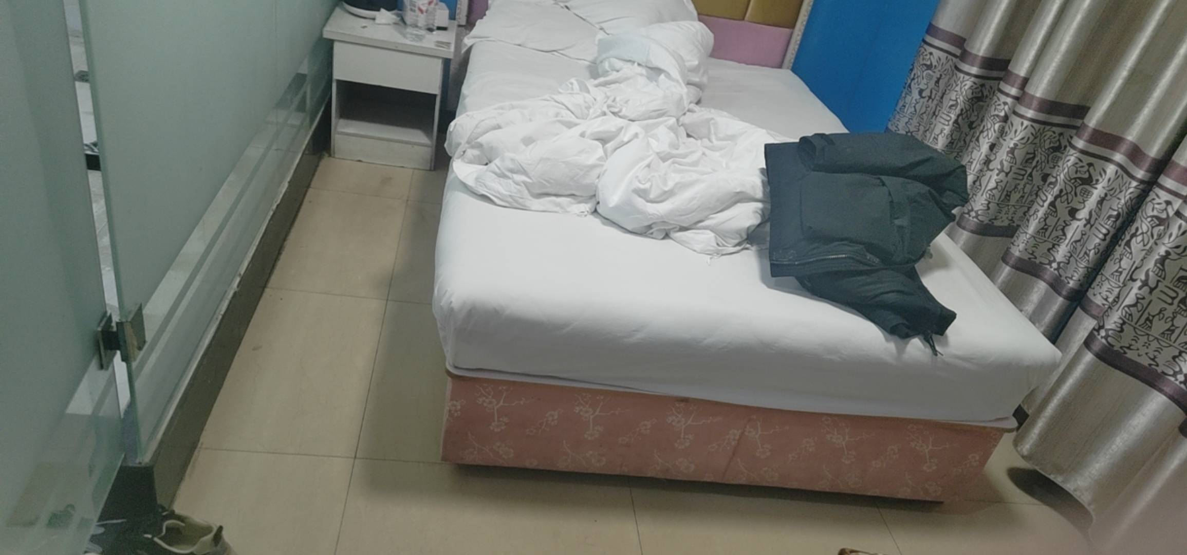 出来住个旅馆，这小破房间要80一天还是用完交通158-58的卷后80  太贵了杭州

36 / 作者:我爱小小孟 / 