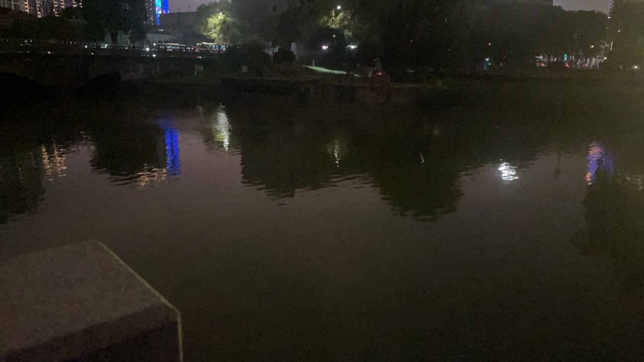 现在的晚上是真冷，要冻成冰棍啦

74 / 作者:溜达发财 / 