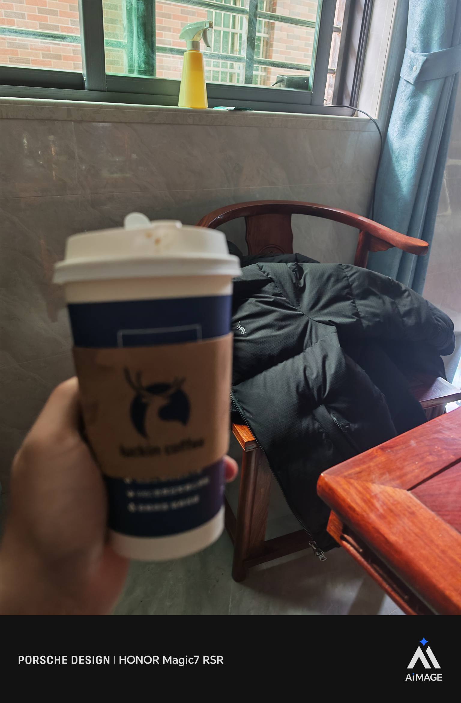 挂壁幸喝喝

83 / 作者:普宁特邀演员达濠 / 