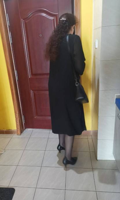 聊了好久的老姐姐见面了，走了以后给我转了800块，让我自己去吃点好的，她不方便陪我7 / 作者:李霸霸哦 / 