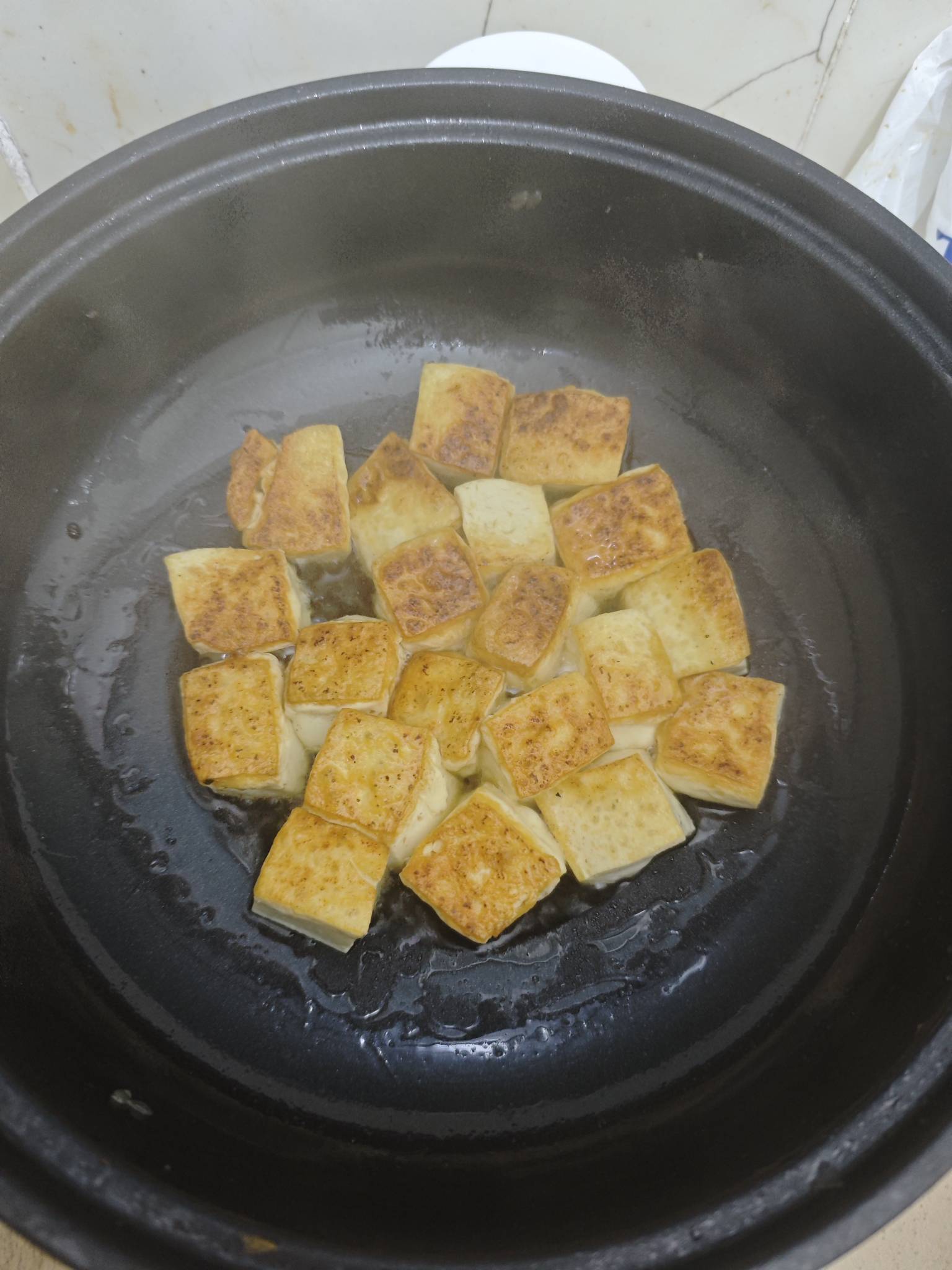 出门碰一下周围商店都不抵扣了只能买块豆腐，感觉比肉还贵呢现在

35 / 作者:风流小子 / 