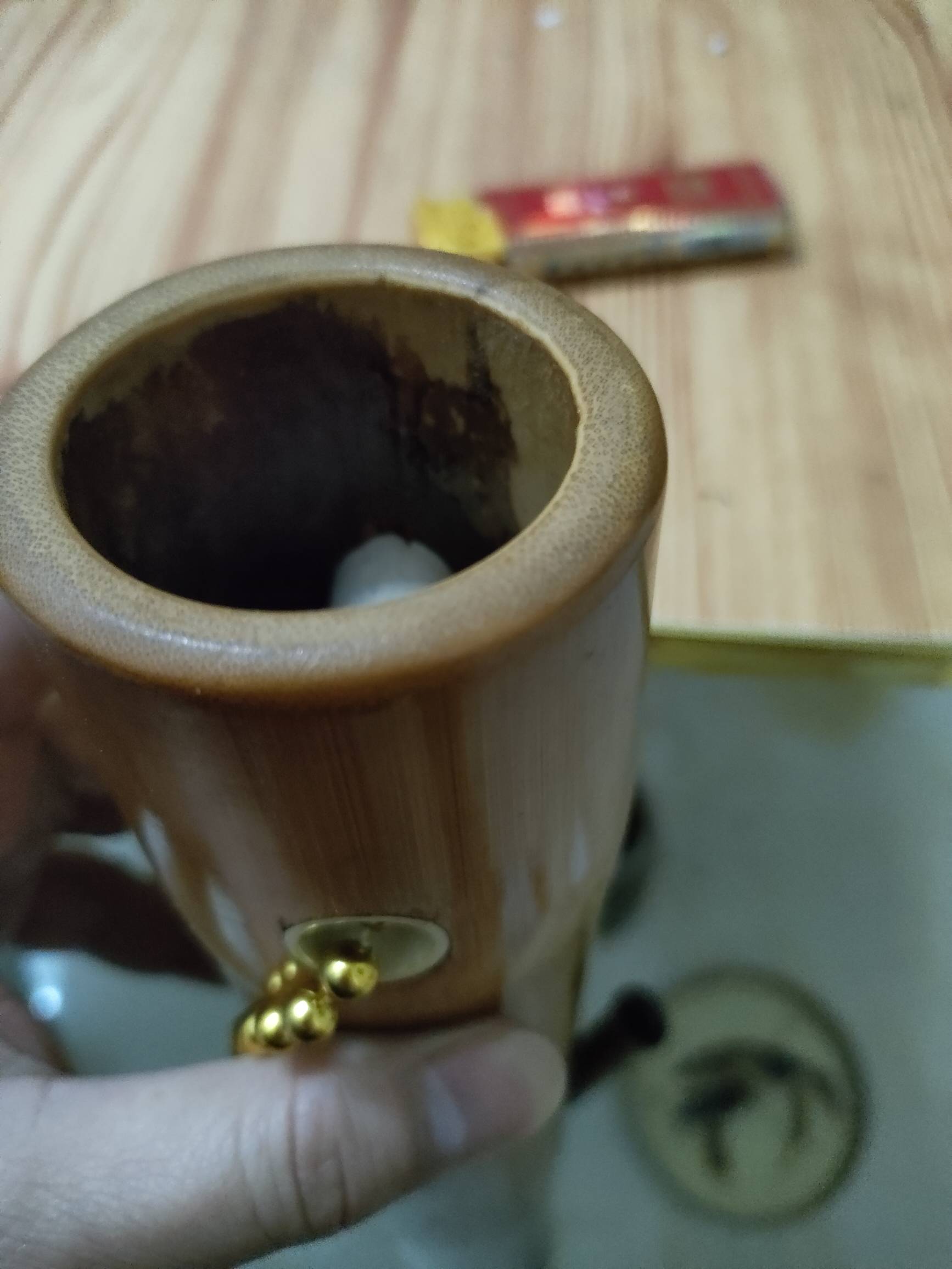 这玩意真过瘾，就是抽多这个，在外面抽一包包的，每天得两包才够


88 / 作者:佛山靓仔六 / 