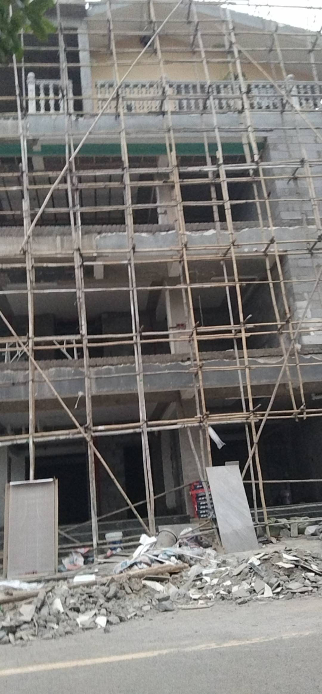 起来搬砖了兄弟们

6 / 作者:独立日 / 