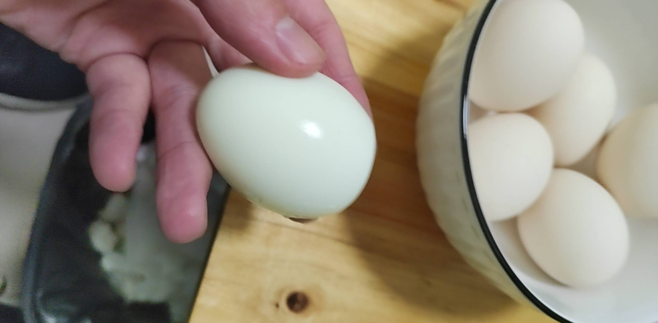 奶奶的，不谈对象以后过的越来越好了，20块钱买了30个鸡蛋，一天两个，能吃半个月早餐86 / 作者:挂比了救我鸭 / 