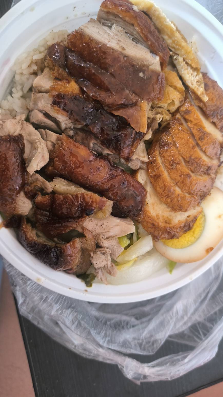 真的是羊毛盛世挂壁盛世，几千人几万人不上班抢羊毛抢到争分夺秒，这盛世如你所愿!

53 / 作者:理理理66 / 