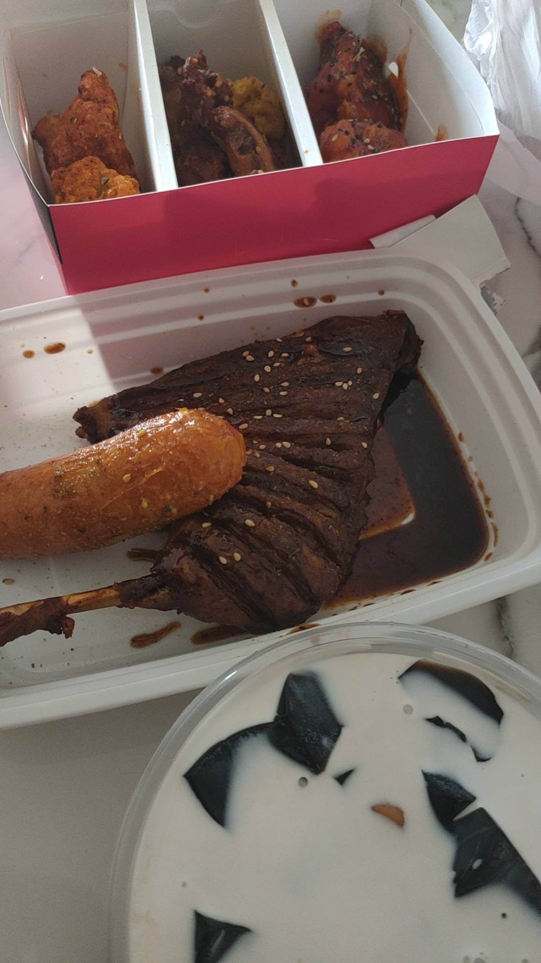 简简单单中午饭

55 / 作者:仙鹤☞ / 