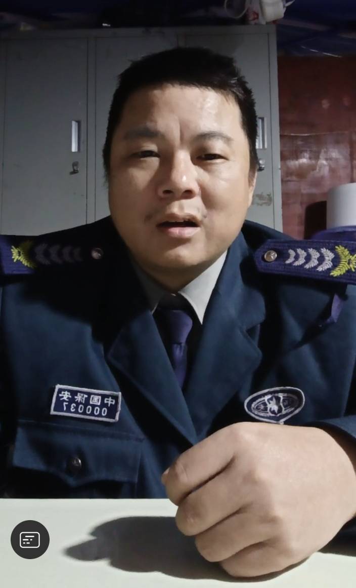 晚上好

40 / 作者:心态放青葱9 / 