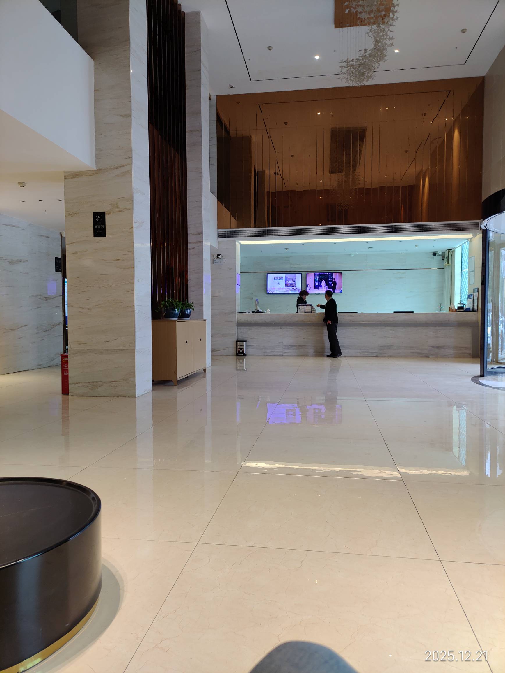 冬至大降温，户外已经不适合挂比了，早知道上星期，手头还有两个就应该当机立断南下广26 / 作者:红菜苔 / 