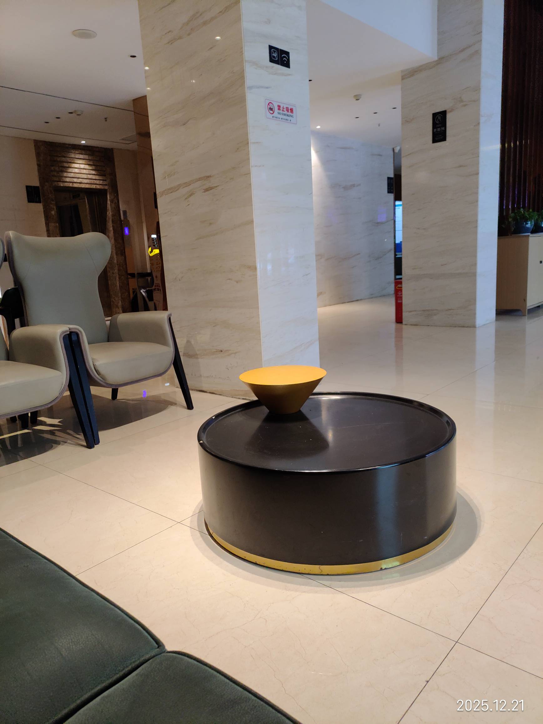 冬至大降温，户外已经不适合挂比了，早知道上星期，手头还有两个就应该当机立断南下广34 / 作者:红菜苔 / 