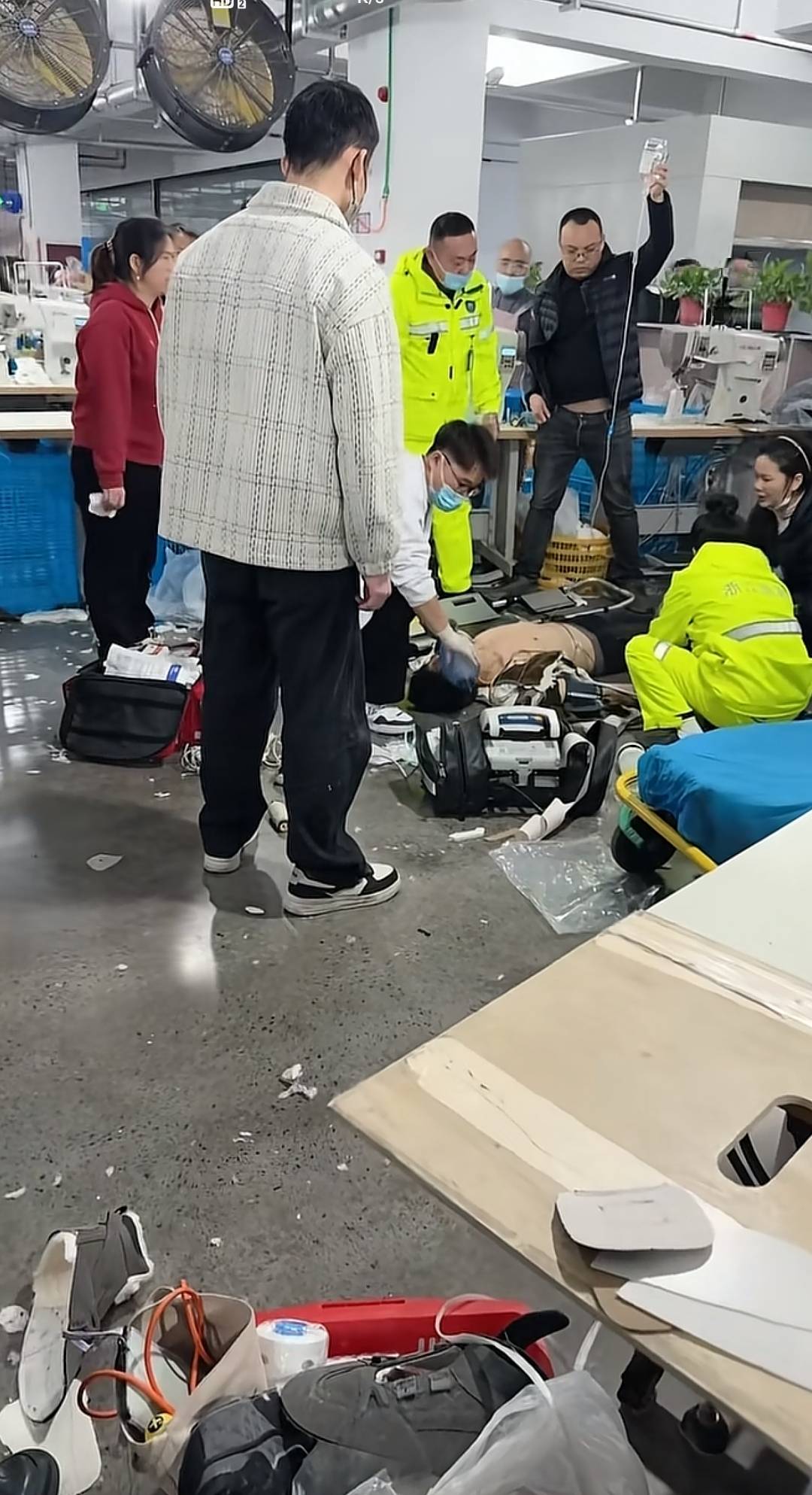 又有个老哥上班猝死了，两班倒做不得

41 / 作者:挂壁老哥饿了mm / 