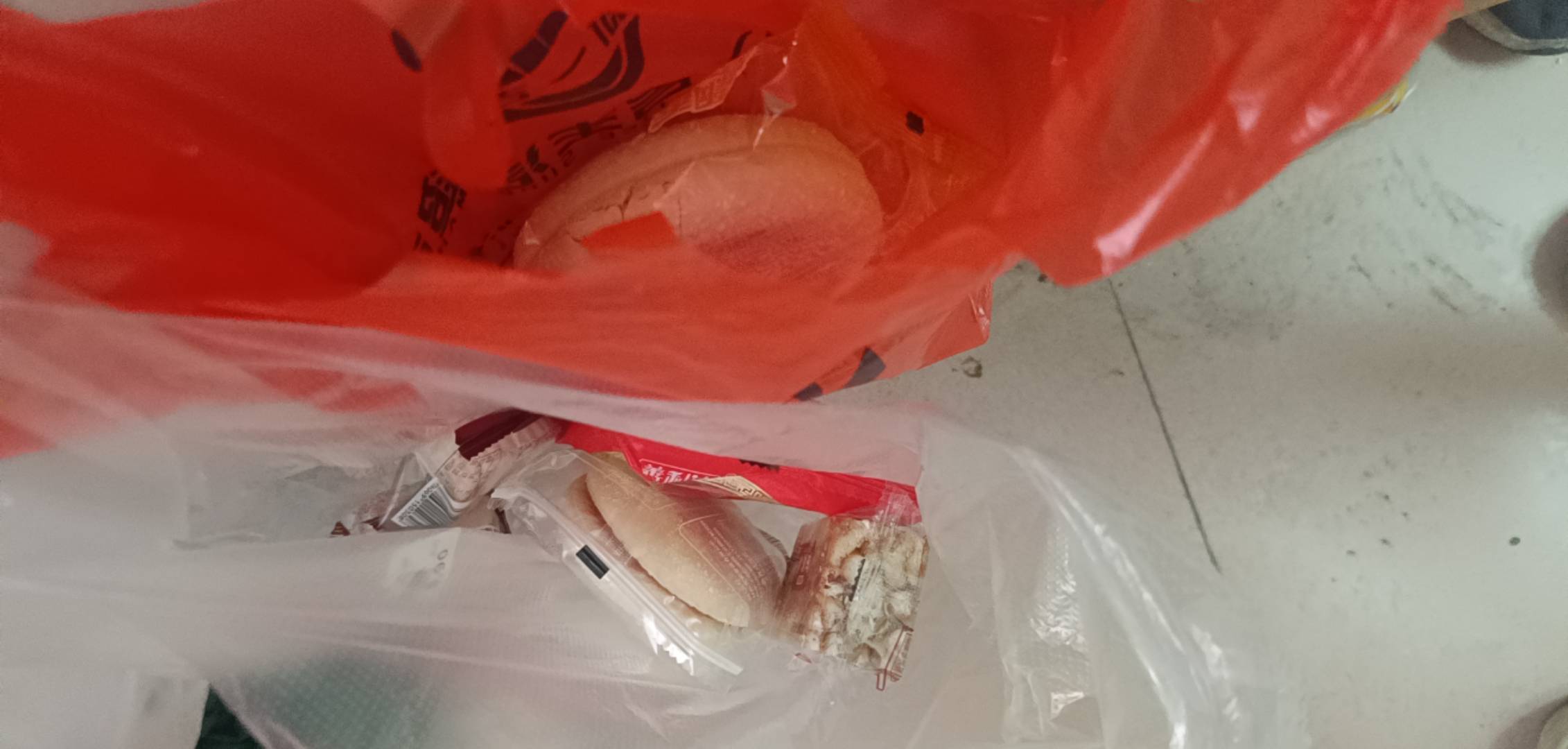 老是买饼干吃不知道好不好？防腐剂多不多？

75 / 作者:开弓没有回头箭 / 