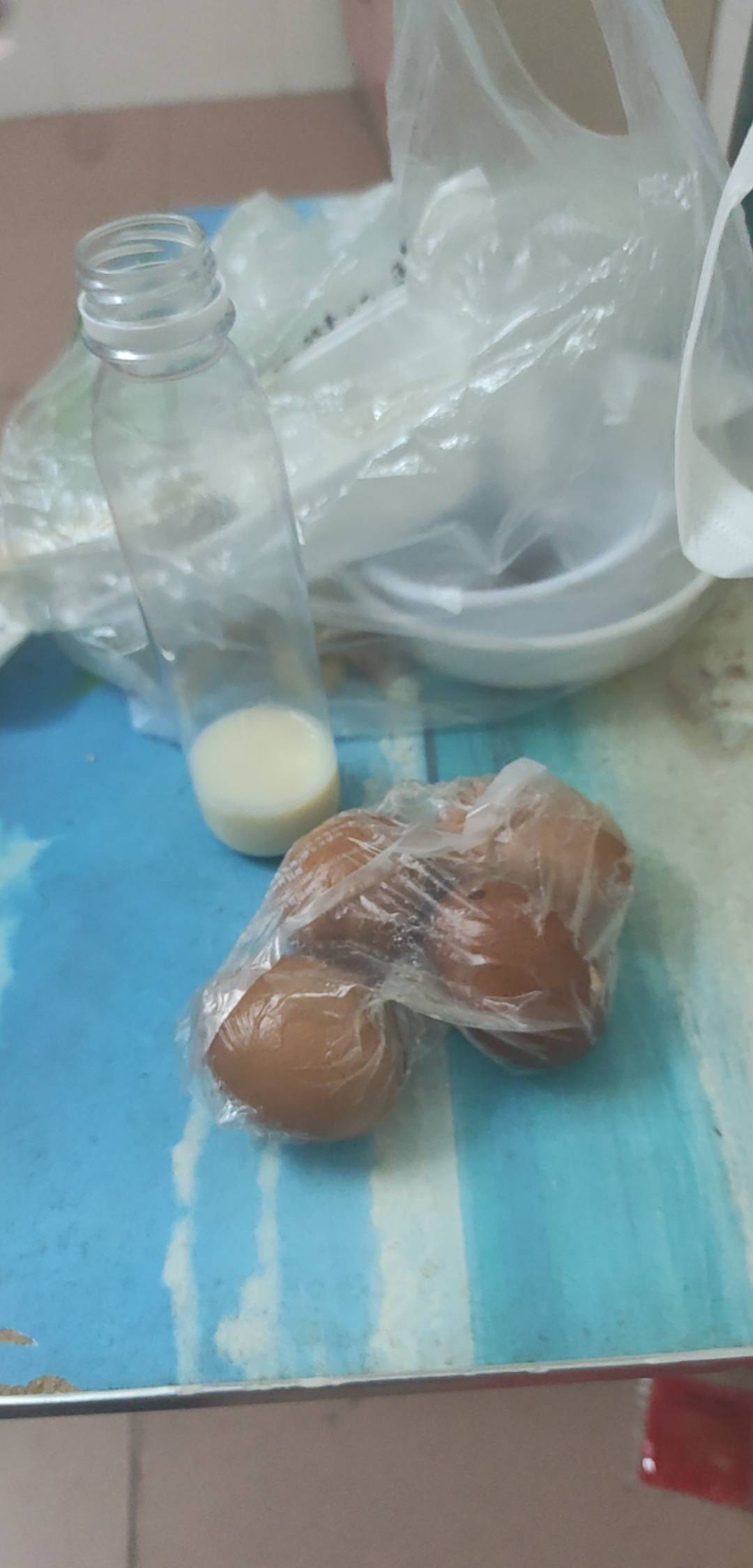 吃早餐了，老哥们，早餐能吃五个.

68 / 作者:木子辰 / 