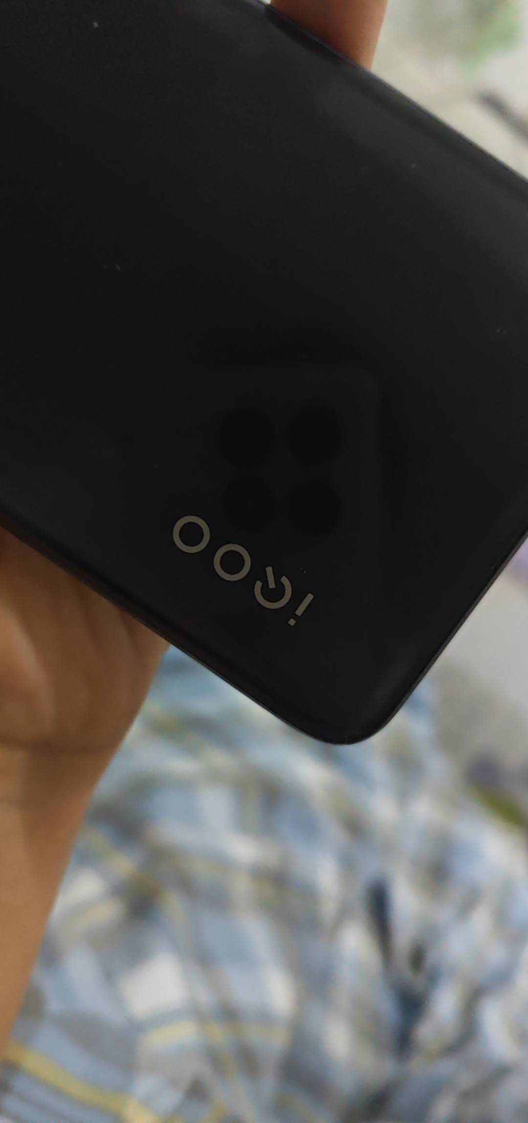 2000一下，iqoo是唯一真神，应该没人反对吧
100 / 作者:卡农豆包 / 