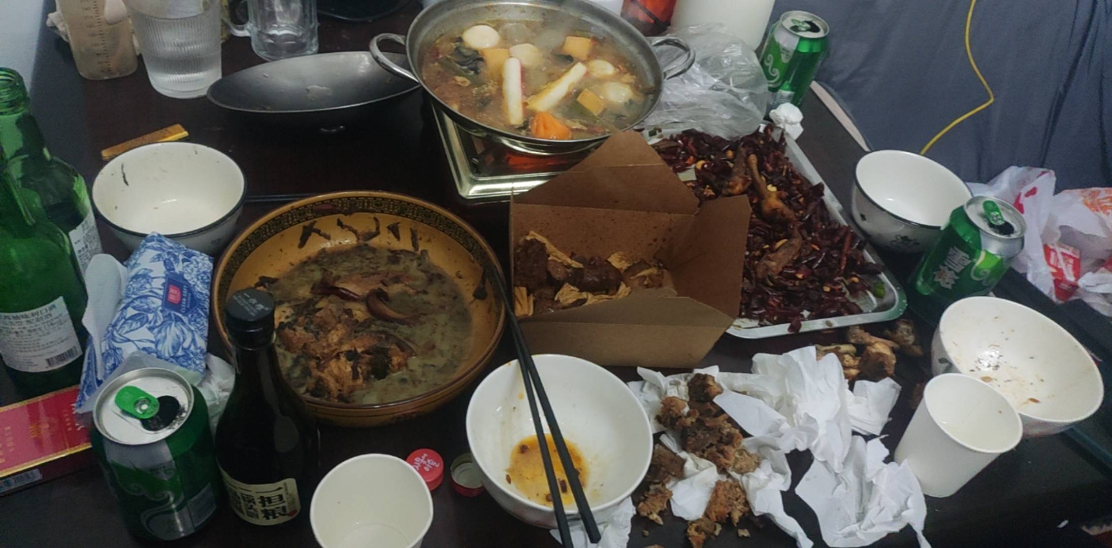 舒服

32 / 作者:阿米诺丝之神 / 