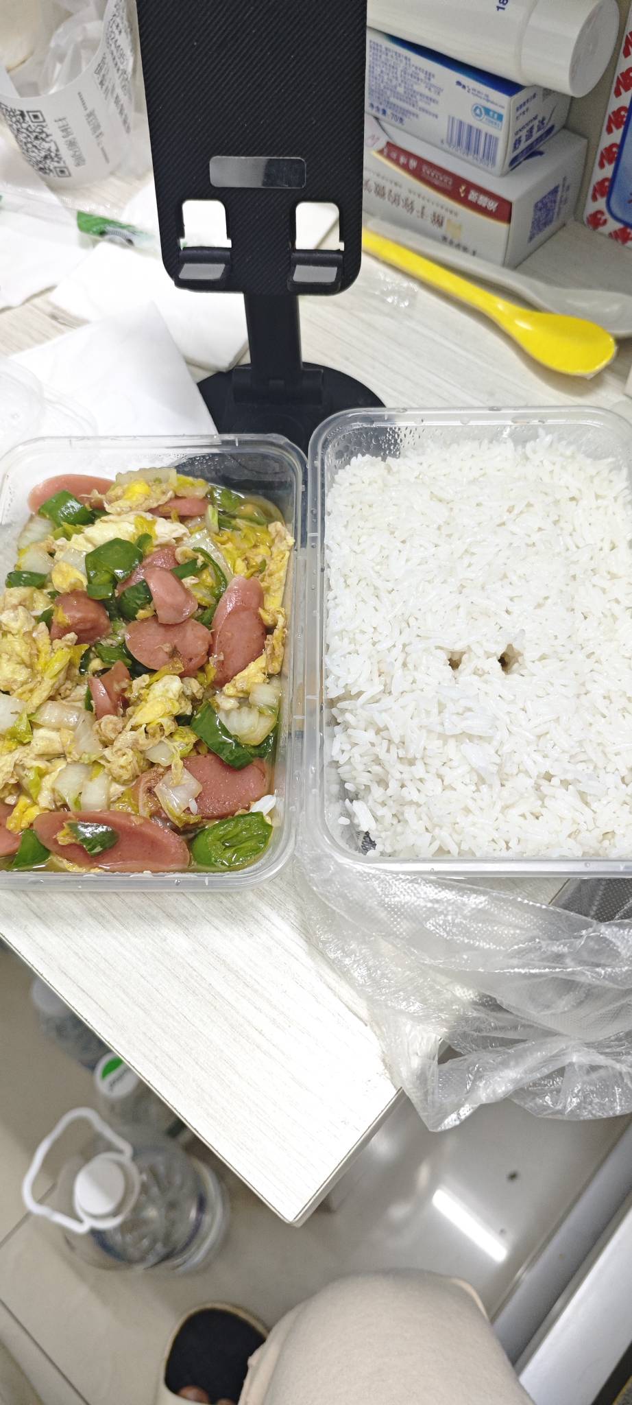 接上贴还行，现炒的

81 / 作者:卡农豆包 / 