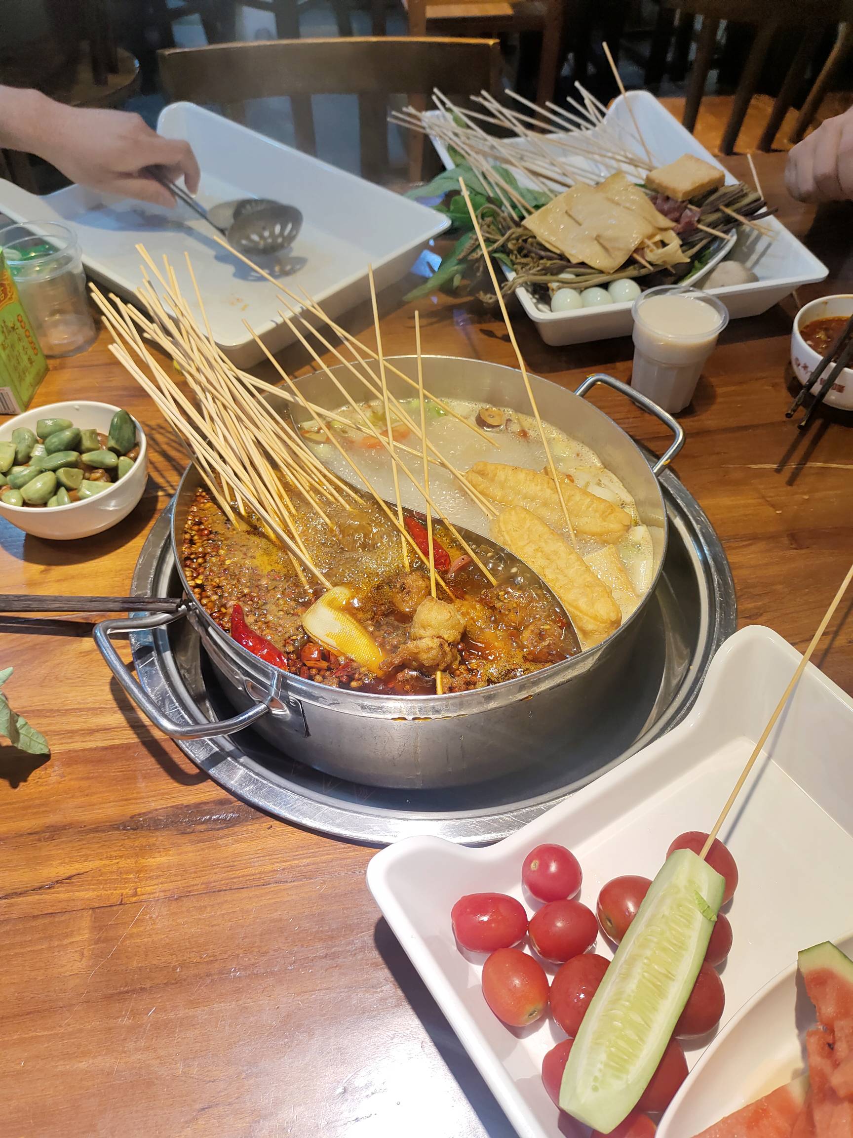 刚吃上 吃完一会天选五个38

71 / 作者:日落黄昏 / 