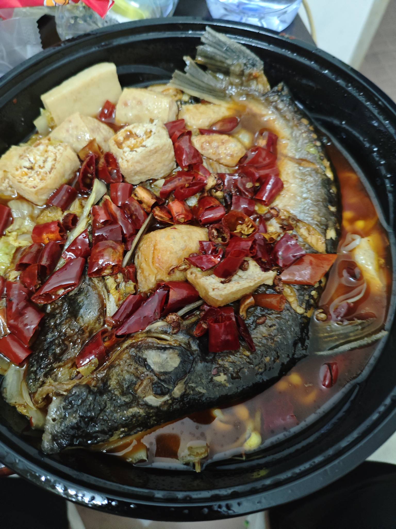 天气冷了，躺在挂壁房头好痛啊，附近的东西好难吃，活着太累了

15 / 作者:天空之城@ / 