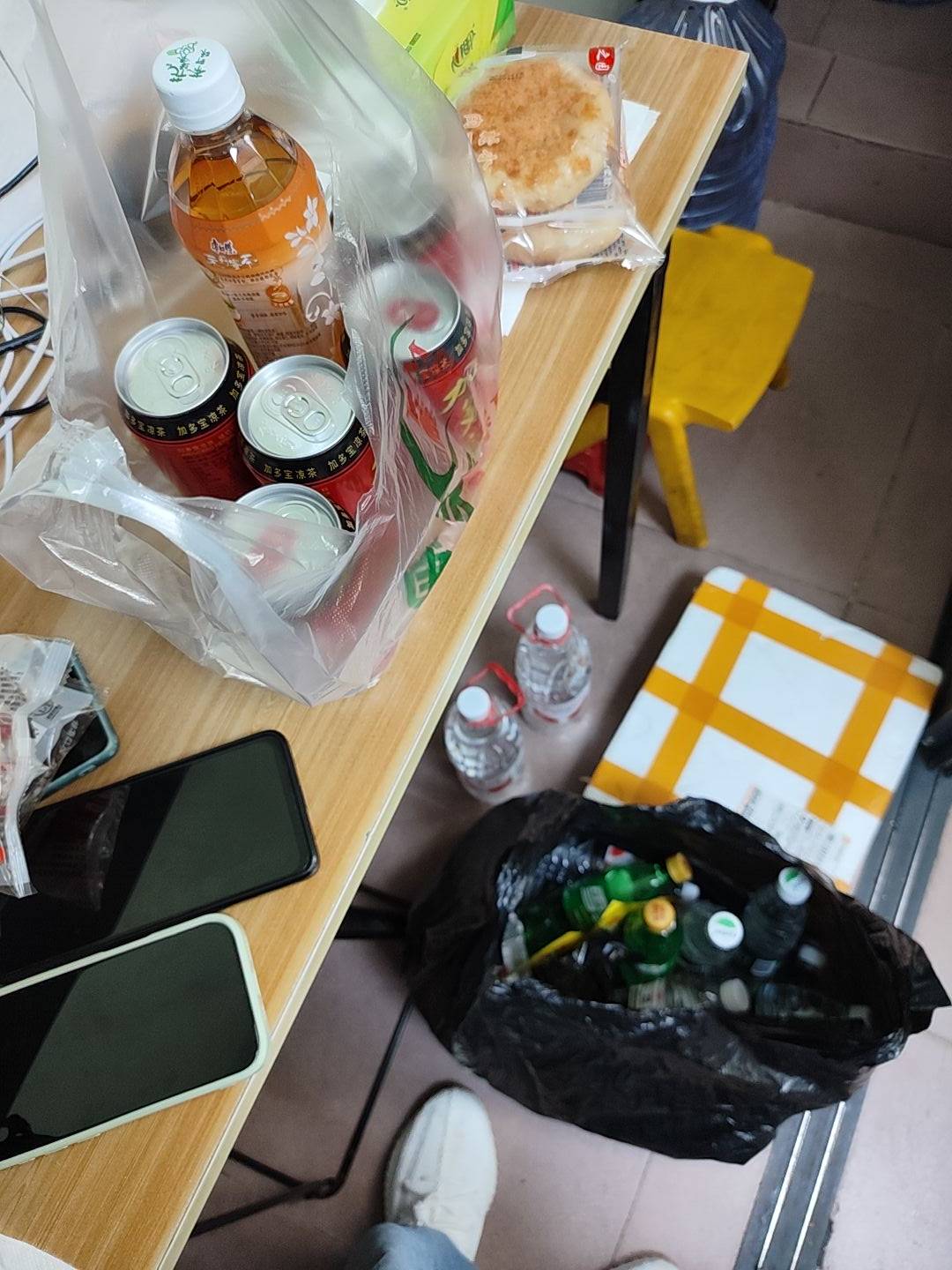 4个支付宝，24个红包全部用完，直接进货

51 / 作者:总好过你 / 