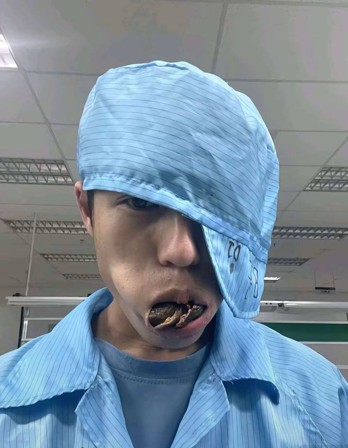 今天大妈又发了多少钱

82 / 作者:p112444 / 