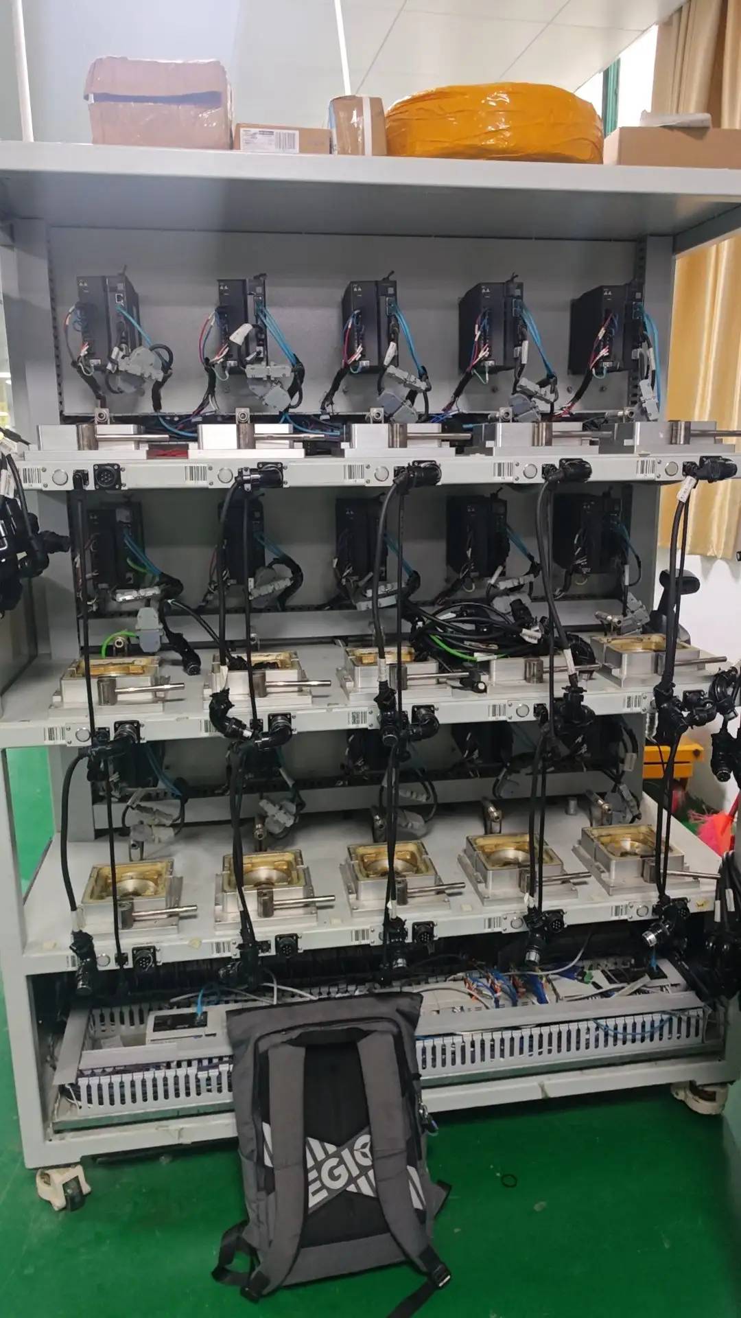 卡农真有00后再申请毛阿，怎么不找个工作阿
17 / 作者:小梨窝沐 / 