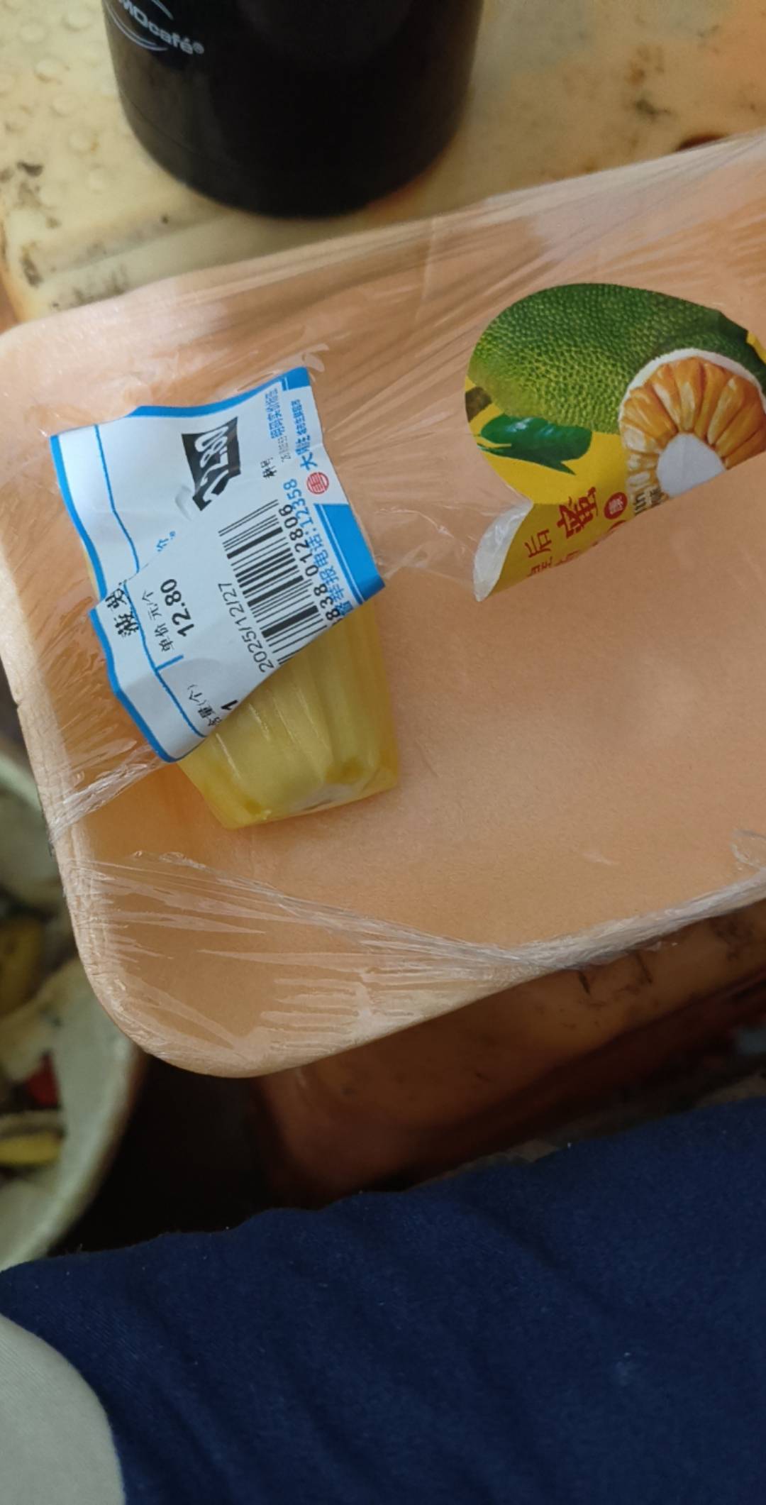 老哥们，22年23年挂b的时候  1000多块钱都够花两个月  没钱的时候花钱挺仔细的。正常95 / 作者:卡农小六子 / 