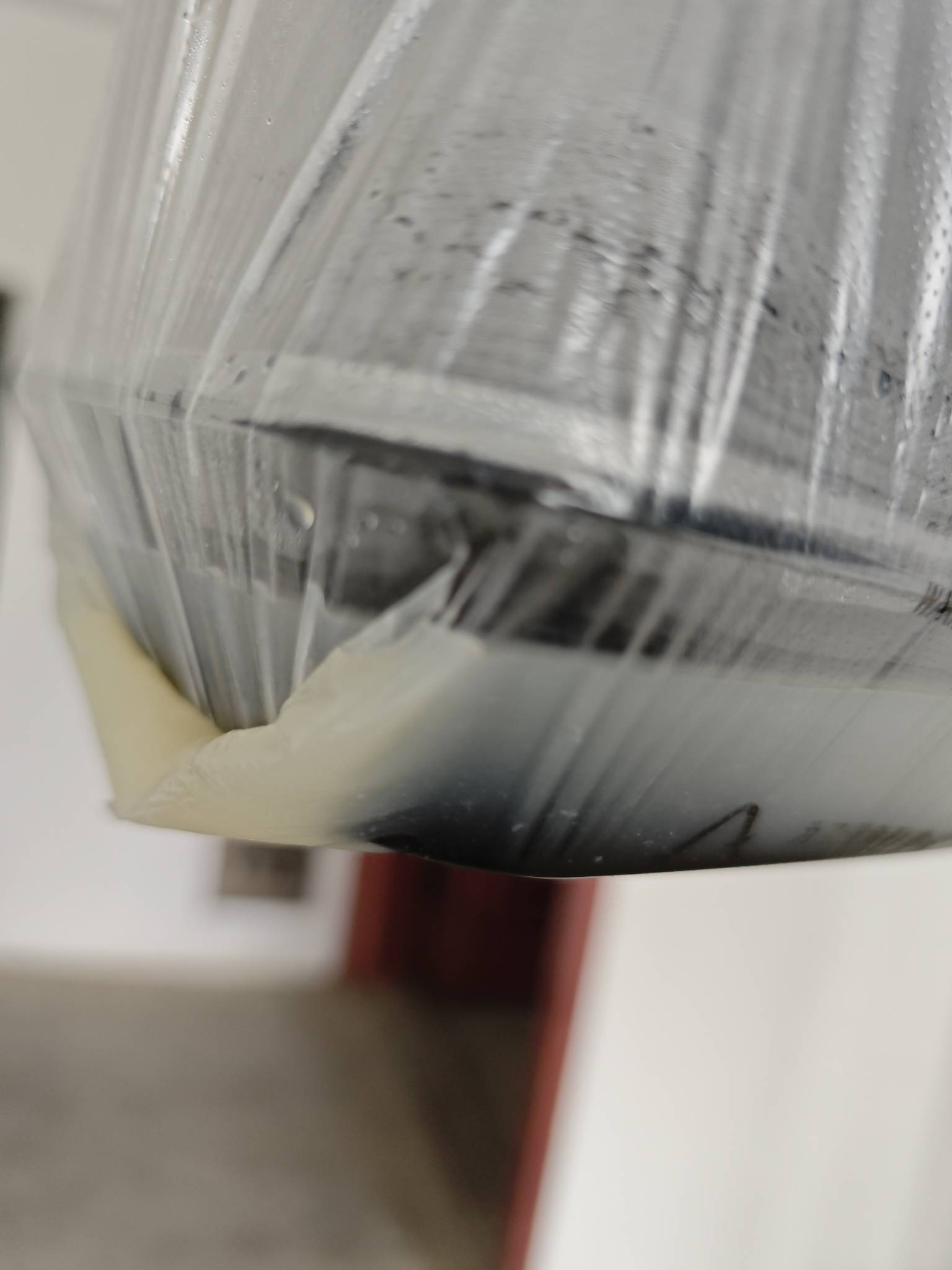 现在骑手都这样了吗，送个外卖送错地方，给他指路了拿到手说餐撒了，汤漏出来了，理都11 / 作者:Z。先生 / 