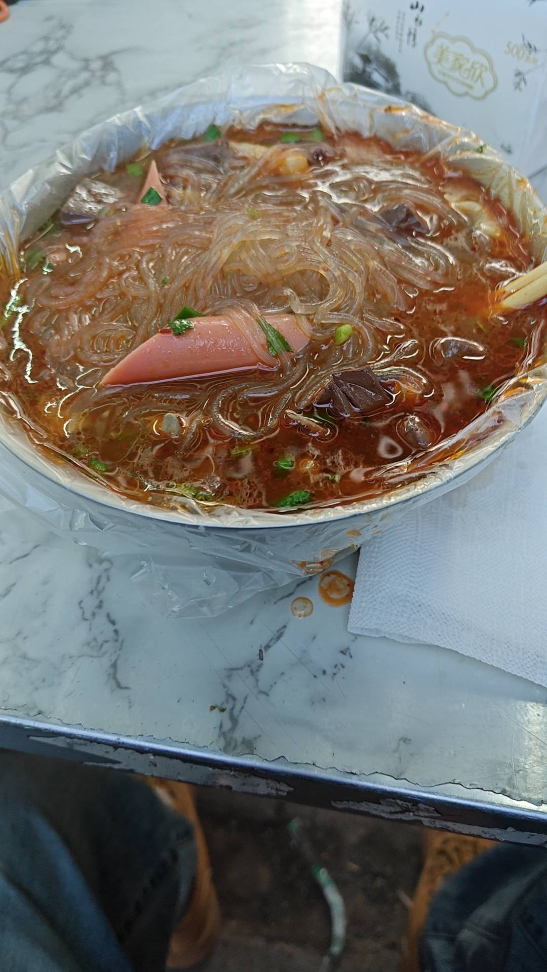 夜宵 粉丝一碗

17 / 作者:猫九先生 / 