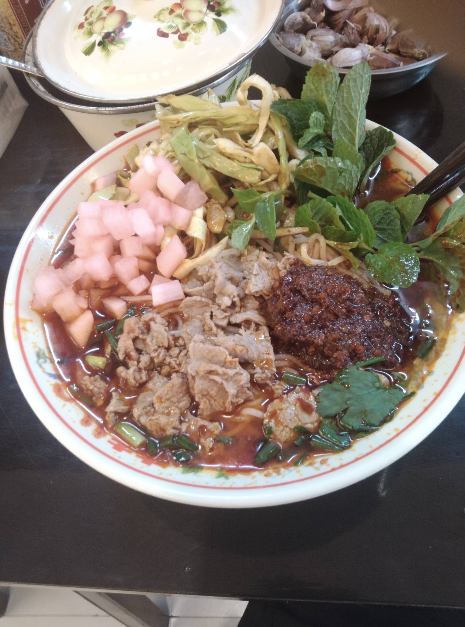 吃早餐了老哥们 。牛肉粉9.9

50 / 作者:独立日 / 