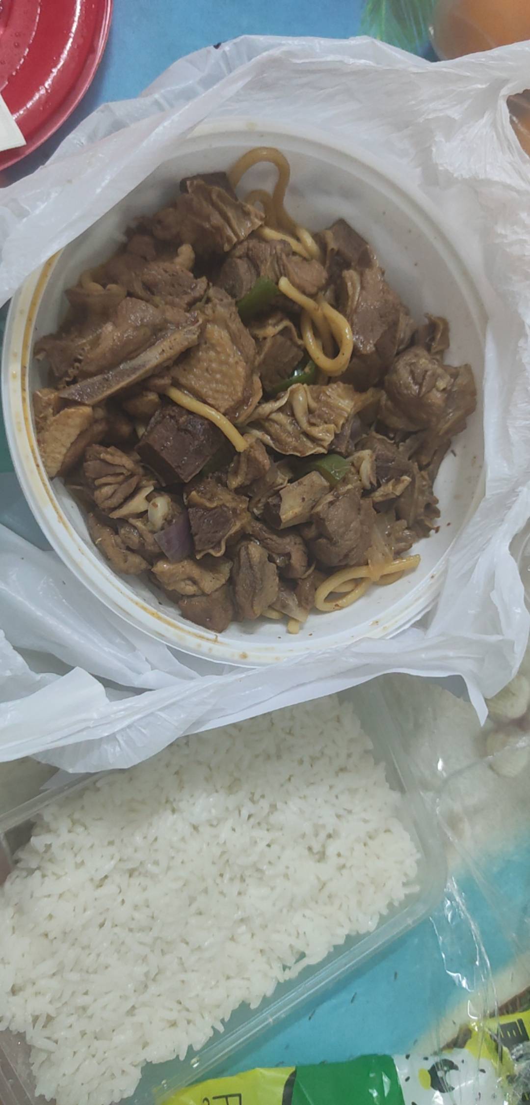 老哥接了多少单这都能超时？屎小美的就狠狠申请一波了半小时跑了几百米

33 / 作者:木子辰 / 