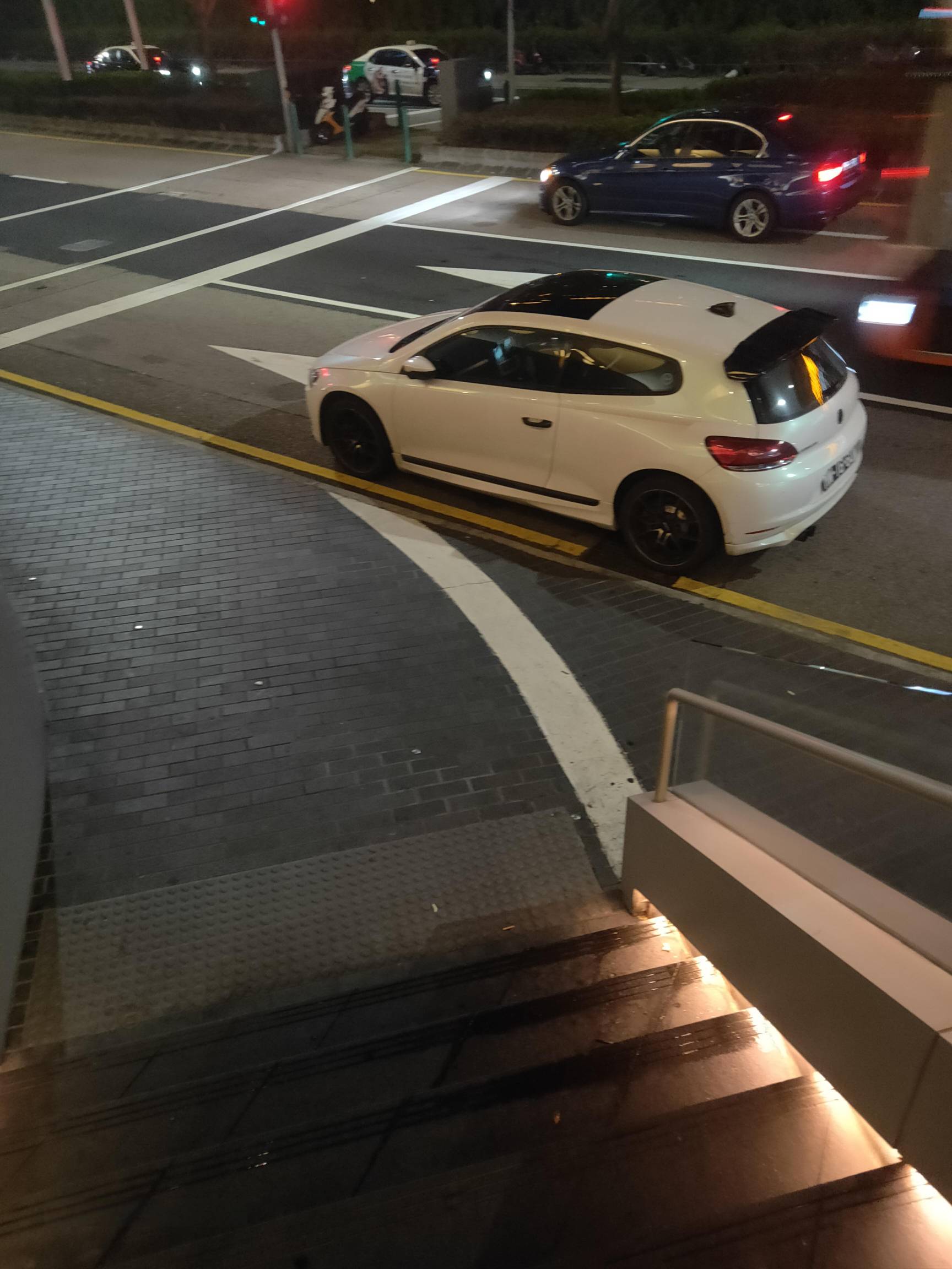 明天就跨年了，老哥们去找女朋友，别躺在挂壁房了好吗

43 / 作者:澳村还我奔驰E / 