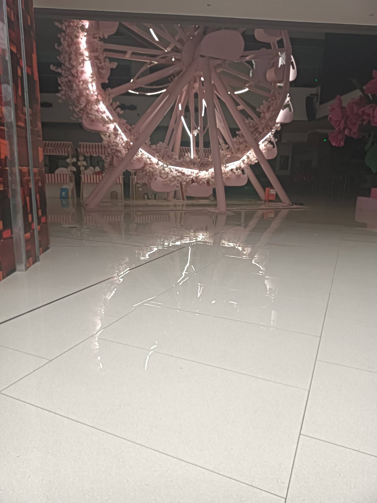 商场20一小时磨洋工

98 / 作者:变了格局小了 / 