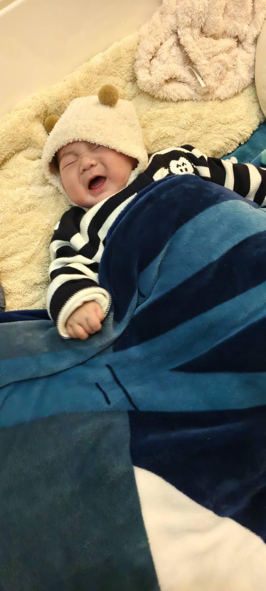 跨年带娃，我太惨了


92 / 作者:逼两拳皇 / 