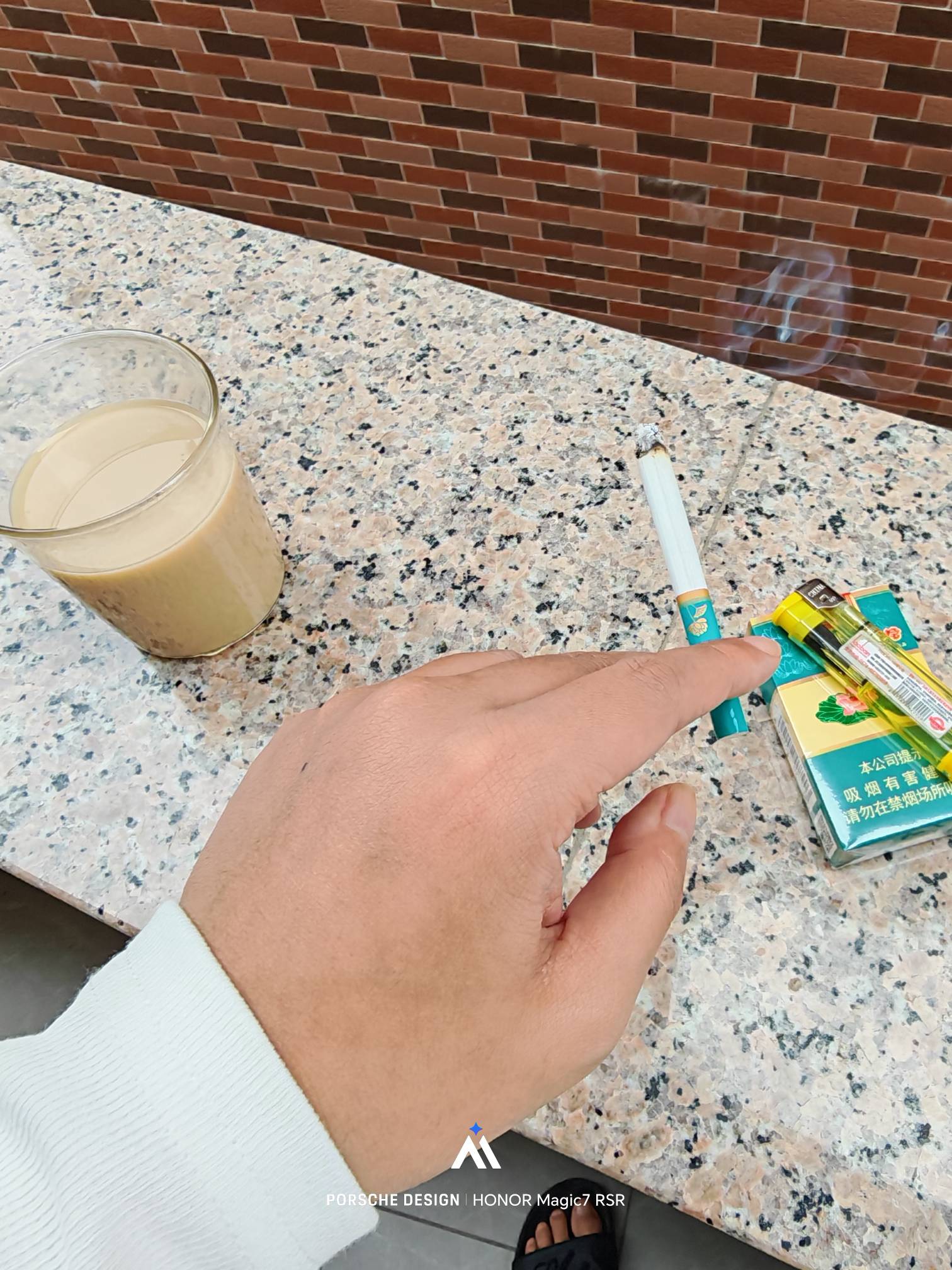 才醒

27 / 作者:普宁特邀演员达濠 / 