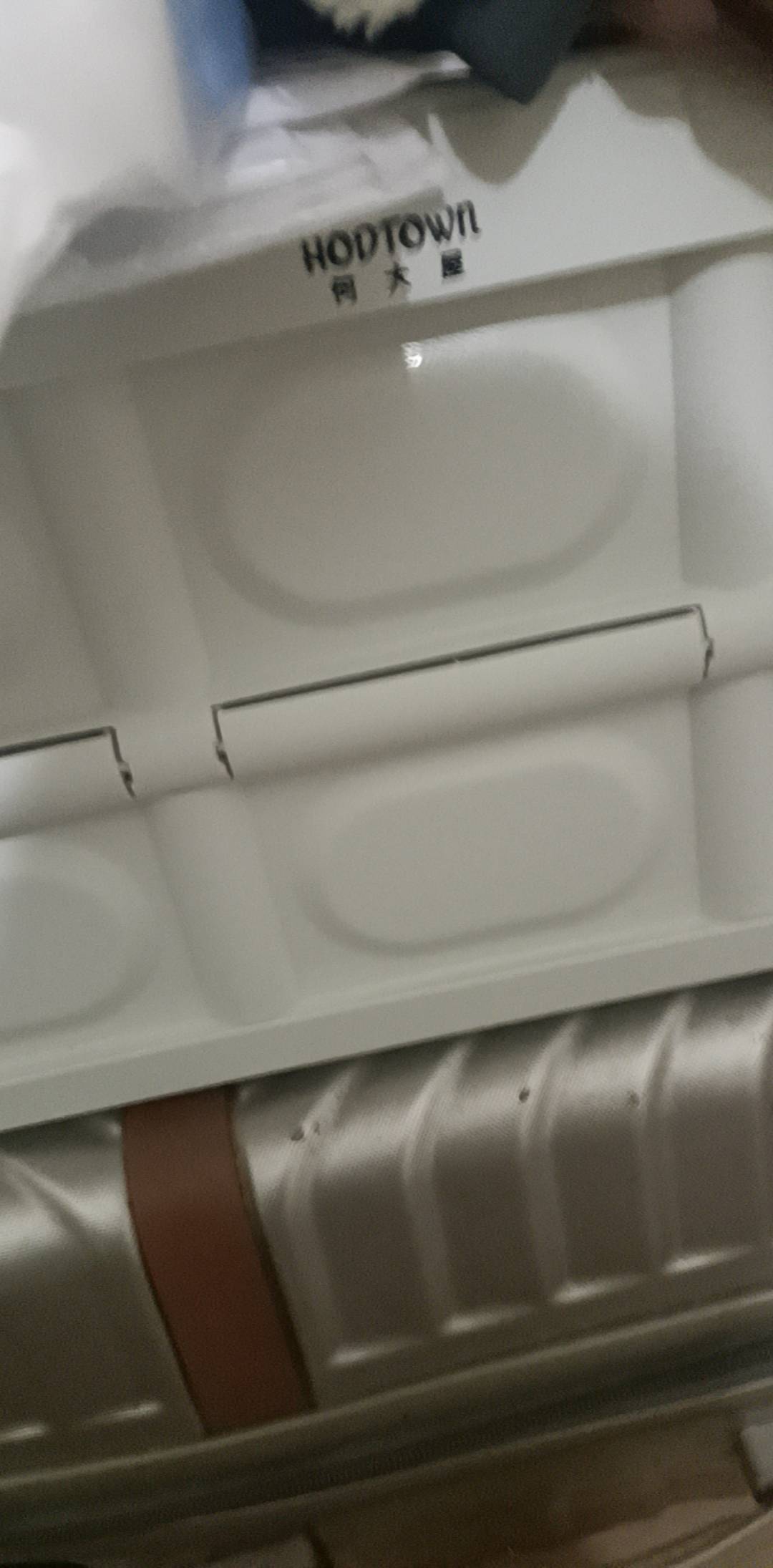 西藏银行，这个何大屋收纳箱是真难卖啊，鱼曝光度浏览量也有就是没人问

60 / 作者:大荒 / 