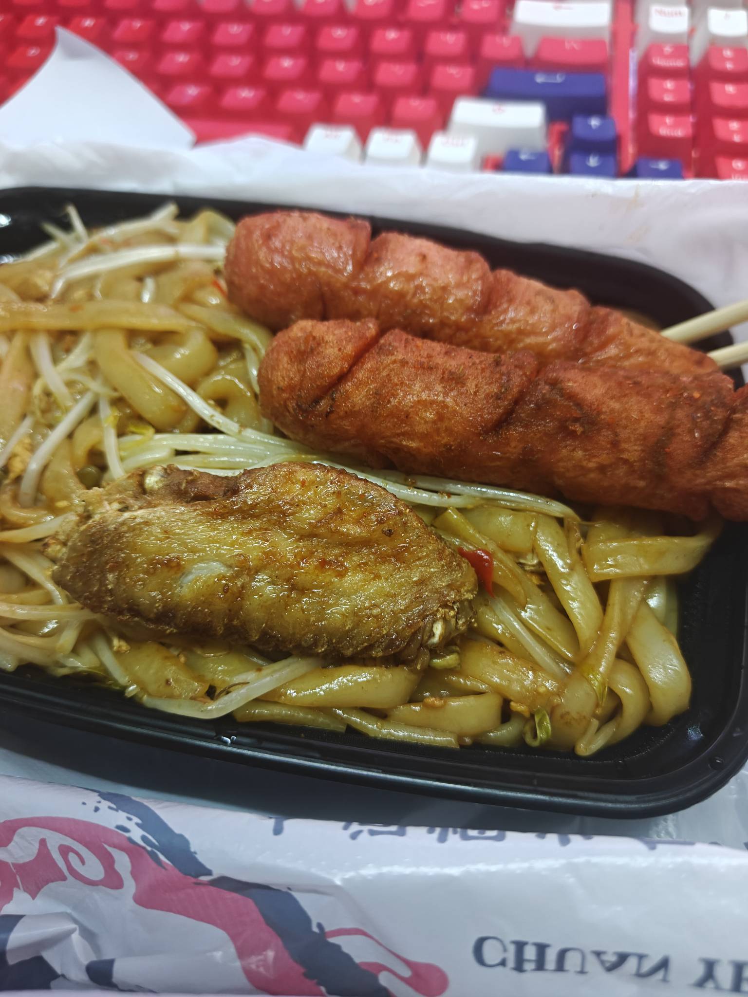 老哥们，我发现钱真的很有用，大家要好好存钱啊

16 / 作者:电竞经理回电 / 