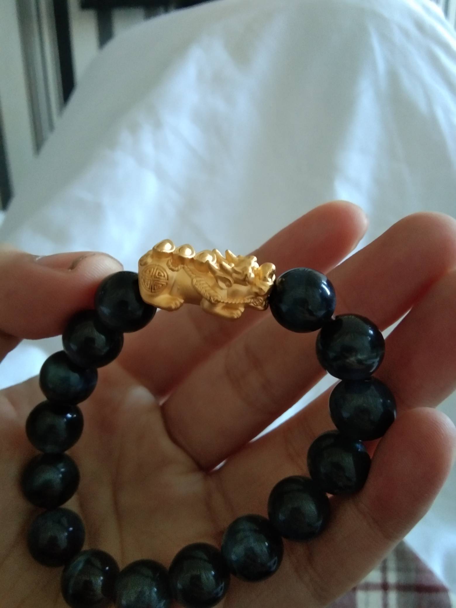 老哥们，黄金好还是苹果手机好，都是一万黄金能整十克吗老哥们，我这个也才花了四千多10 / 作者:倒下 / 