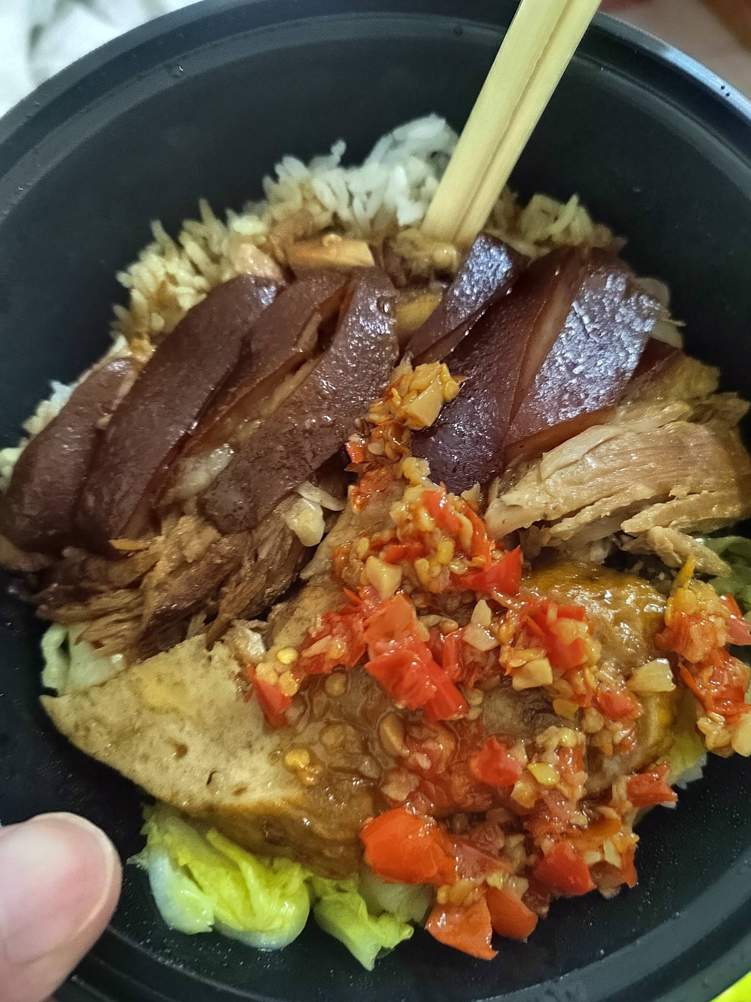 泪水打湿了猪脚饭，老哥们我好想哭，为什么会变成今天这样，本来可以过个好生活，一手10 / 作者:澳村还我奔驰E / 