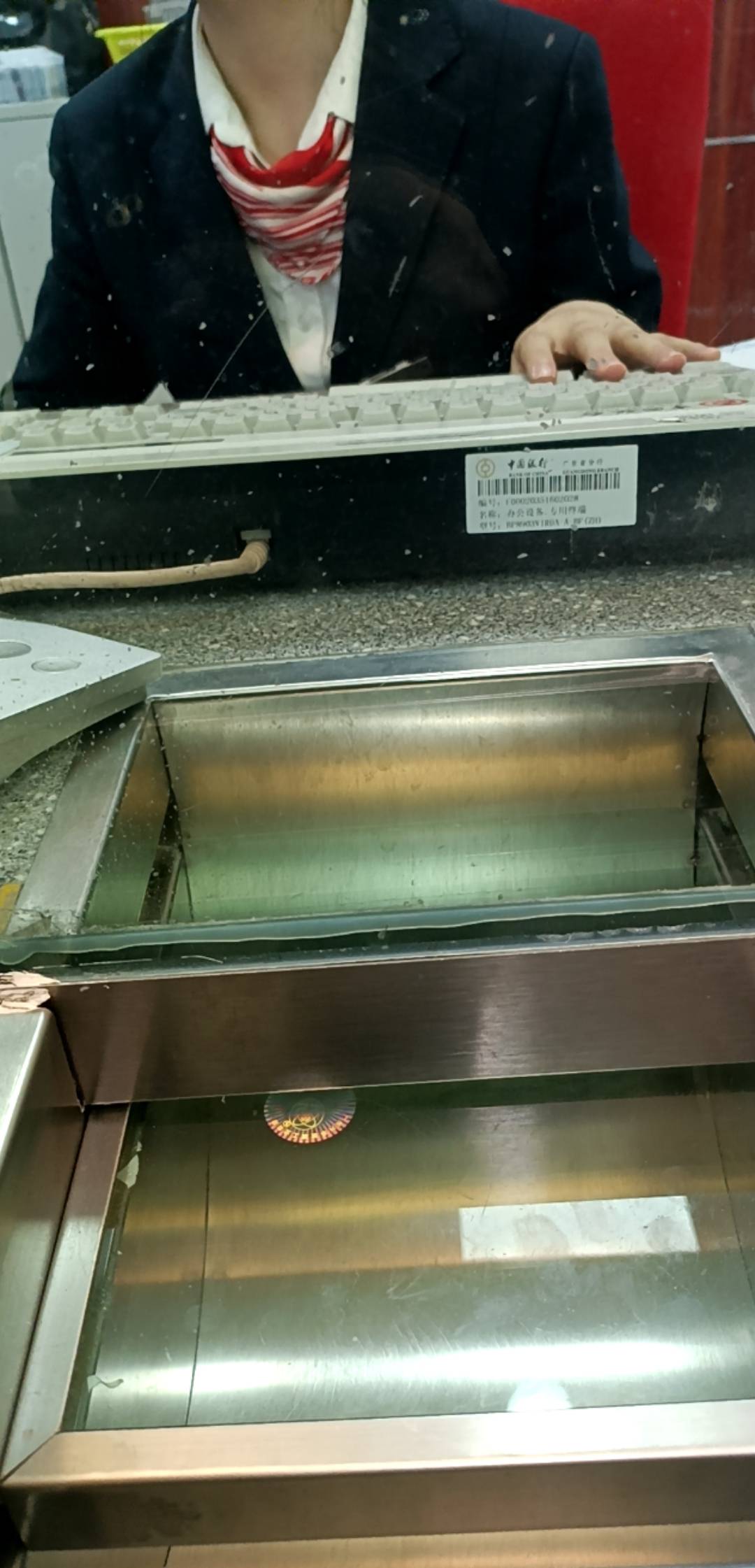 中行销了六张卡 签了30多个名字 真麻烦

35 / 作者:你媳妇真棒 / 