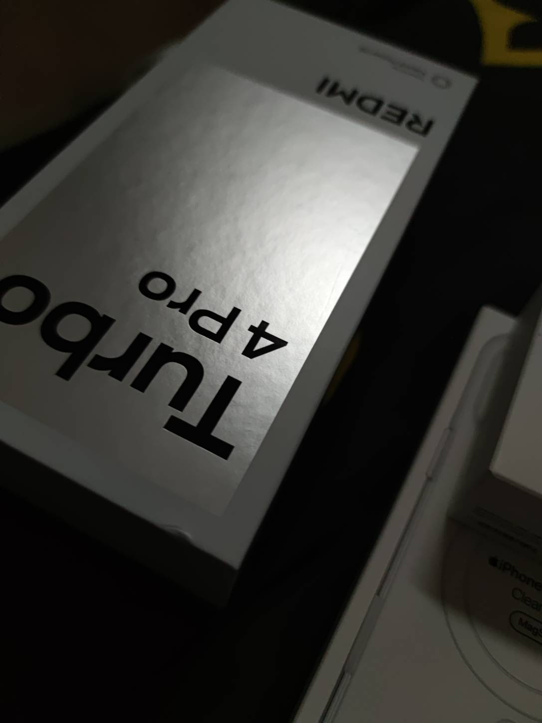 兄弟们新买的挂壁机跟手机壳到了，用了国补还要现场激活



76 / 作者:几度梦回大唐☃︎ / 