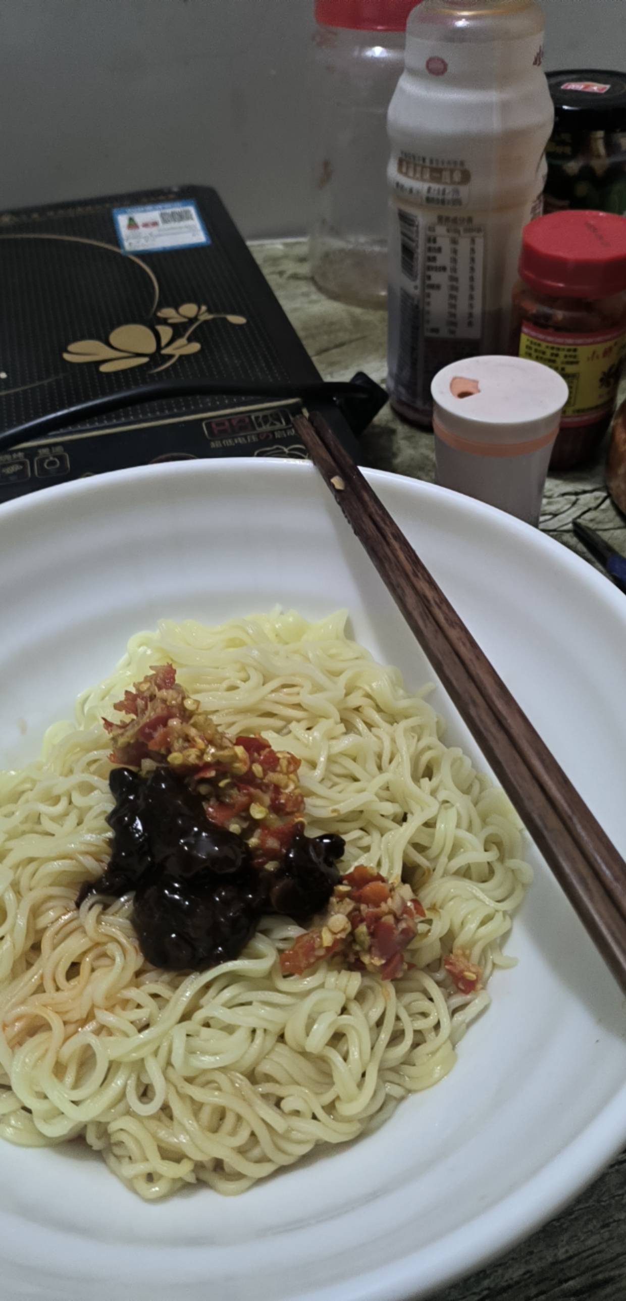 有点素，给老哥们丢脸了，太饿了

45 / 作者:大学毕业 / 