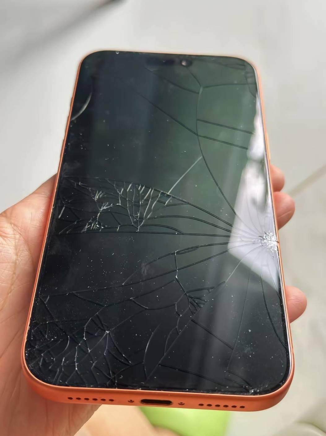 彻底心碎了 ，下楼裤兜烂了 顺着裤腿从三楼走开到一楼 

97 / 作者:野王再就业 / 