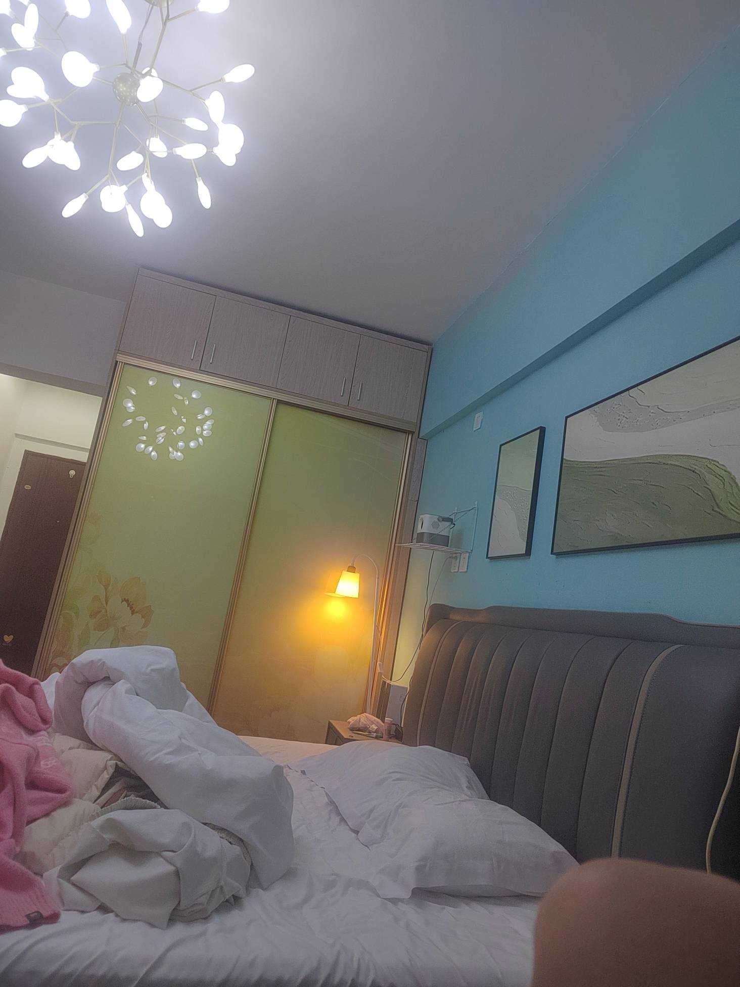 老哥们，女朋友生气了，先晾着她晚点再哄，还是直接哄她，她会自己好吗

36 / 作者:澳村还我奔驰E / 