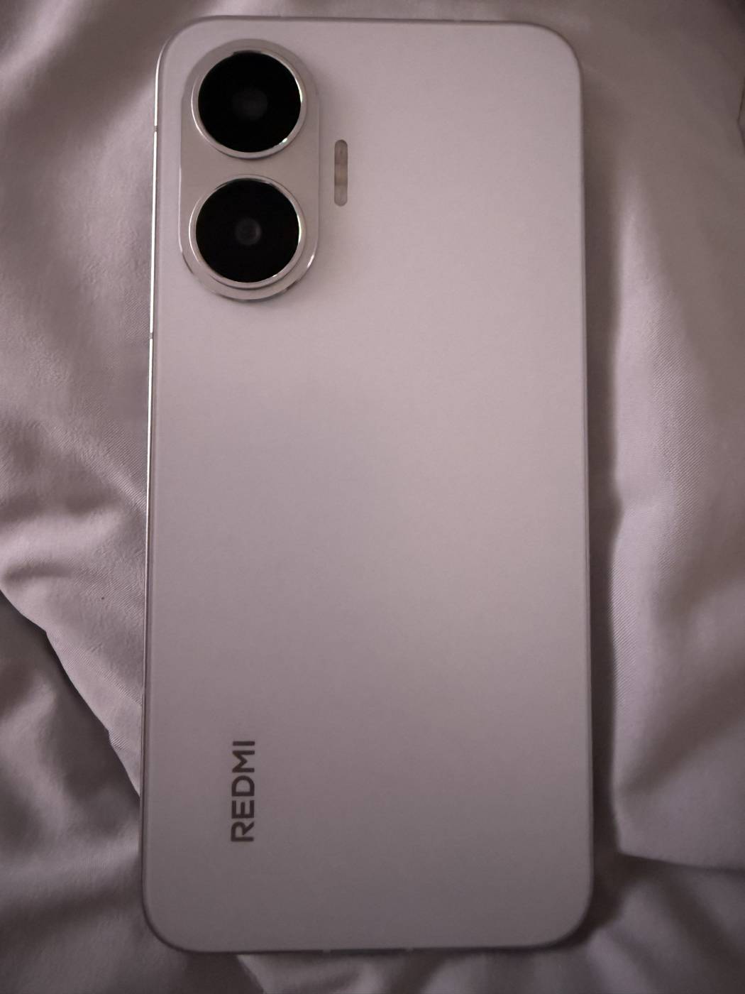 三个手机不知道玩哪个想出一个最便宜的，不难放那里没啥用啊



76 / 作者:几度梦回大唐☃︎ / 