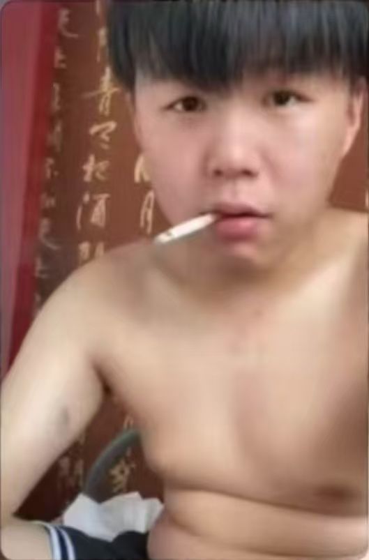 老哥们我帅吗

13 / 作者:我太想进步了。 / 