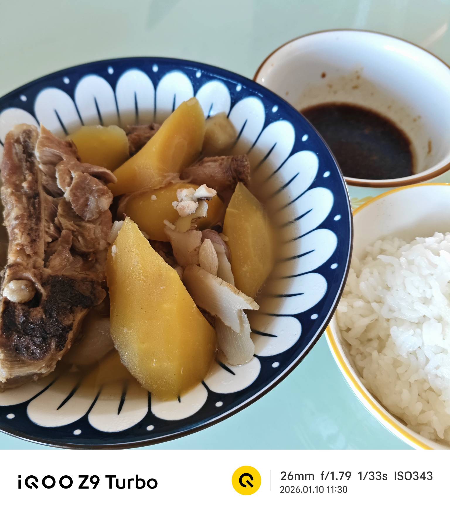 小象超市的尾货脊骨买了一份 空气炸锅烤了10分钟再煲 汤有点甜 一点也不骚

53 / 作者:代吃烤翅 / 