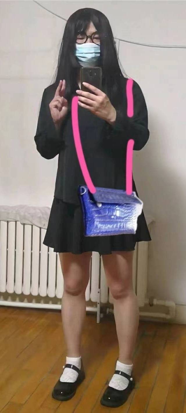 @普宁特邀演员达濠 掏子又开两小号进来了，速度去安排下


4 / 作者:推油靓仔阿京 / 